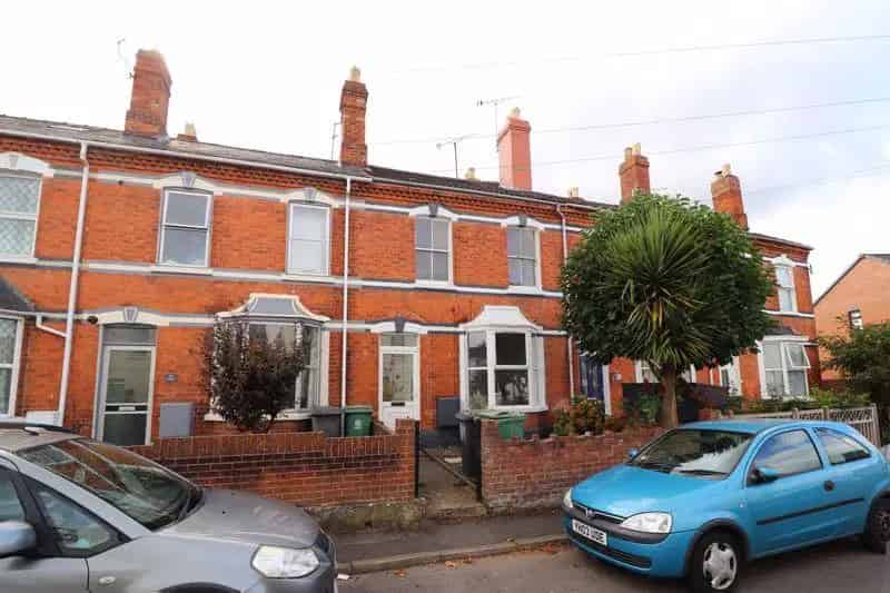 3 Bedroom Terraced House to Rent in Kingsholm