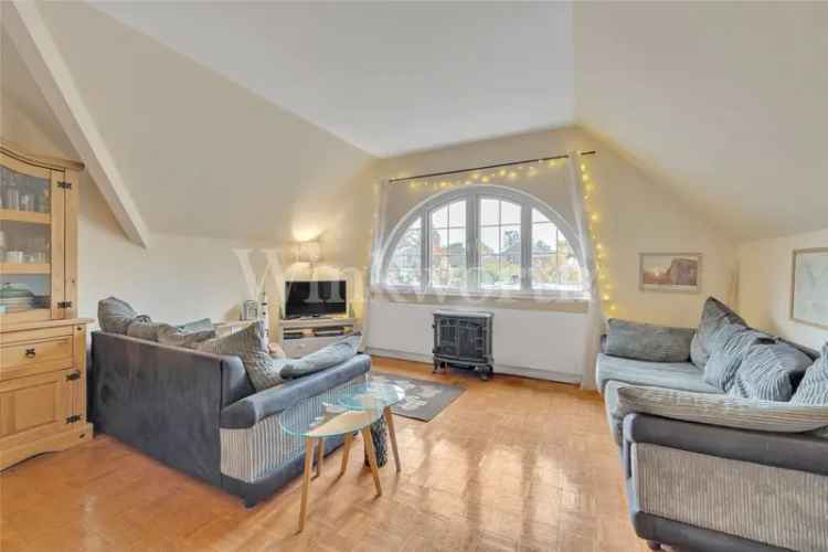 3 bedroom flat/apartment in London