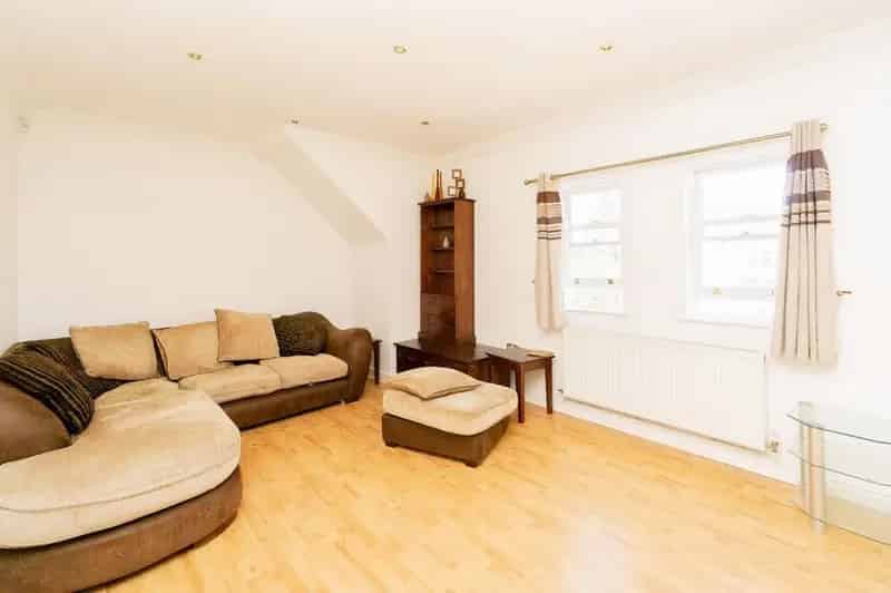 2 Bedroom Flat for Sale in Aigburth Liverpool L17