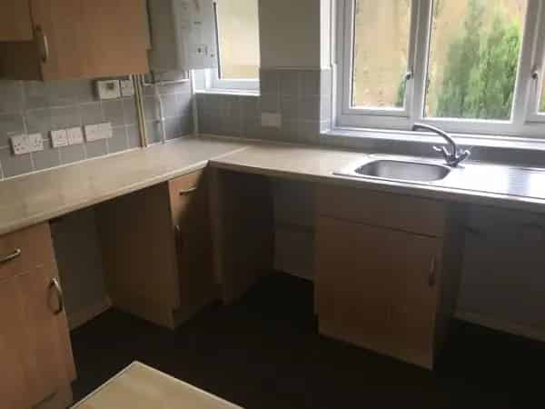 2 Bed Maisonette Near Central London Purley Riddlesdown Free Parking