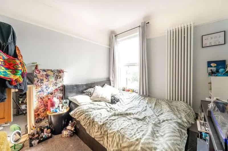4 Bed House for Sale Near Plaistow Station