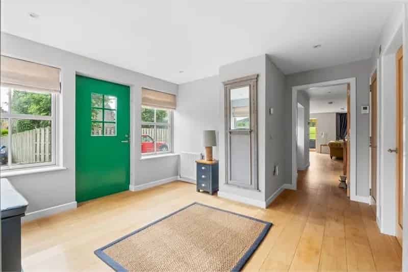 4 Bed Detached House with 2 Reception Rooms Peebles