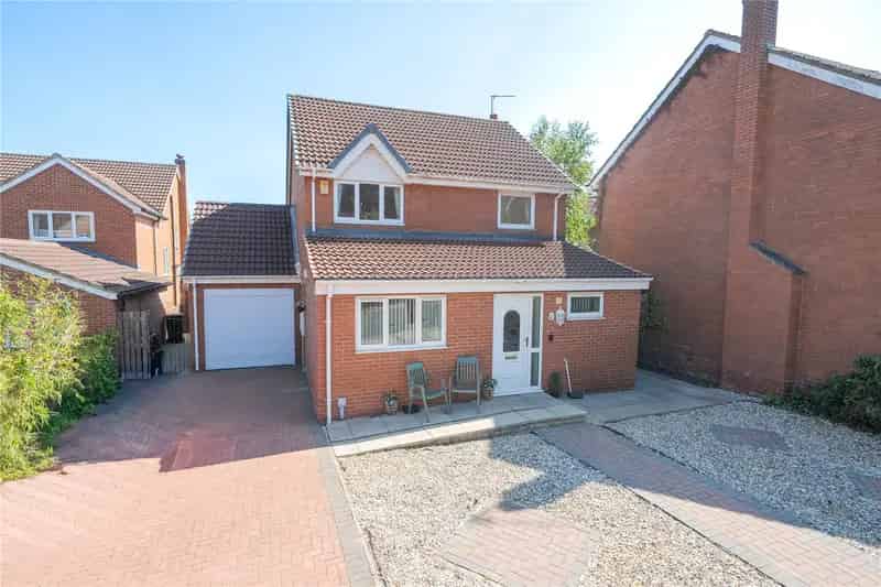 House For Sale , Leeds, England