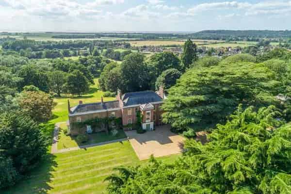 Grade II* Ingoldisthorpe Hall 9 Bedroom Country House 20 Acres
