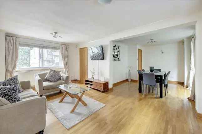 Property for Sale Halsey Street Chelsea SW3 Discreet Mews House