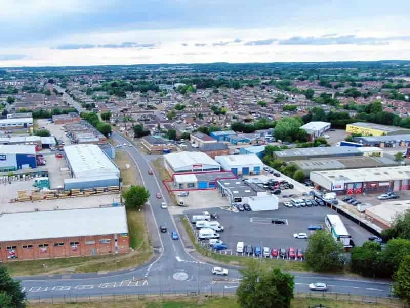 Retail Showroom 3954 sq ft Bicester