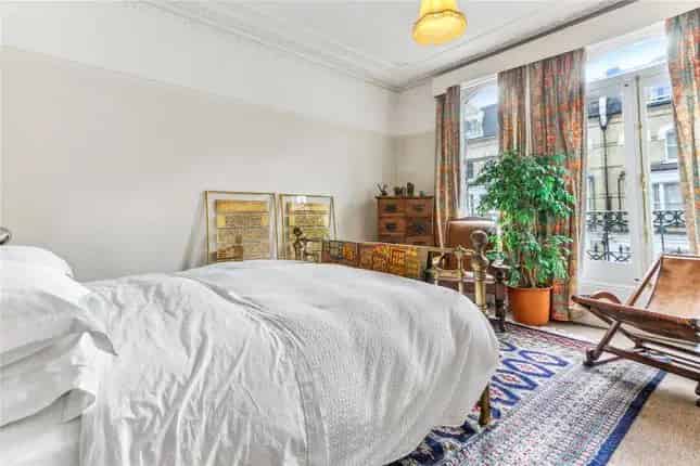 Six Bedroom Victorian House for Sale in West Kensington