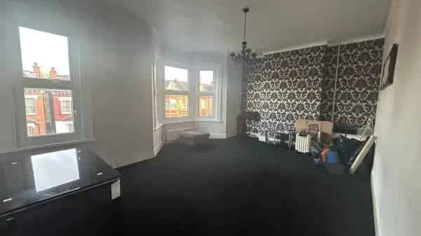 2-Bed Flat Home Swap Honor Oak SE23 Near Transport Links