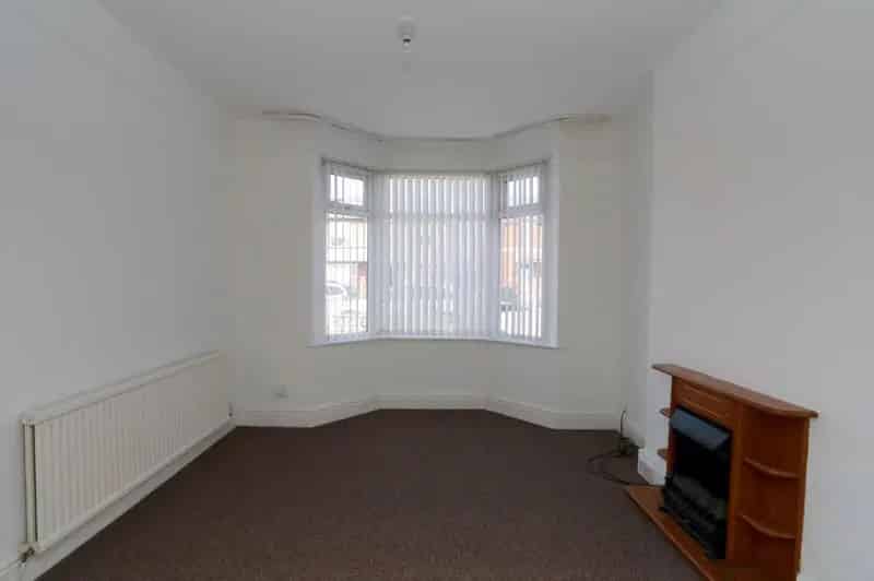 3 Bed Semi-Detached House For Sale