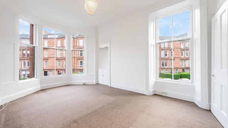 One Bedroom Tenement Apartment Shawlands Glasgow