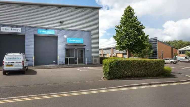 Industrial For Rent in Slough, England