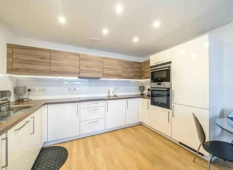 2 Double Bed Apartment Marner Point Skyline Views Furnished Balcony