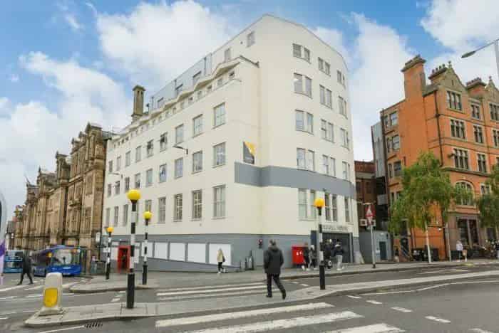 Open Plan Office Space with Terrace and Parking in Nottingham