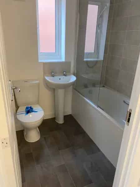 Two Bed House Near Schools Beach Portchester