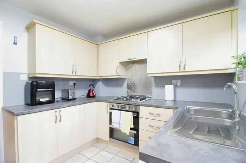 Three Bedroom End Terraced House Thurnby Leicester