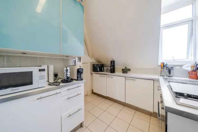 One Bedroom Apartment Ealing Period Charm Investment Opportunity