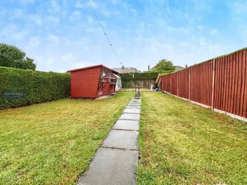 3 Bed Semi-Detached House For Sale - No Onward Chain