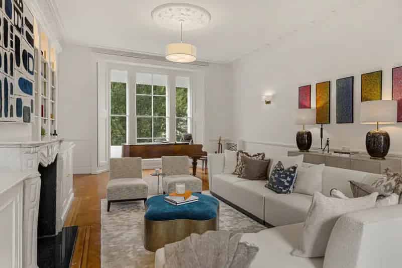 Spacious 4-Bedroom Family Home near Kensington Gardens