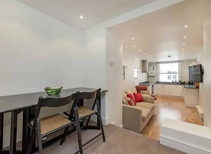 Two Double Bedroom Victorian Apartment