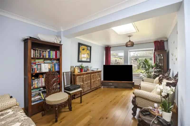 4 Bedroom Semi Detached Bungalow for Sale