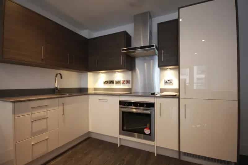 2 Bedroom Flat To Rent Available 06102025