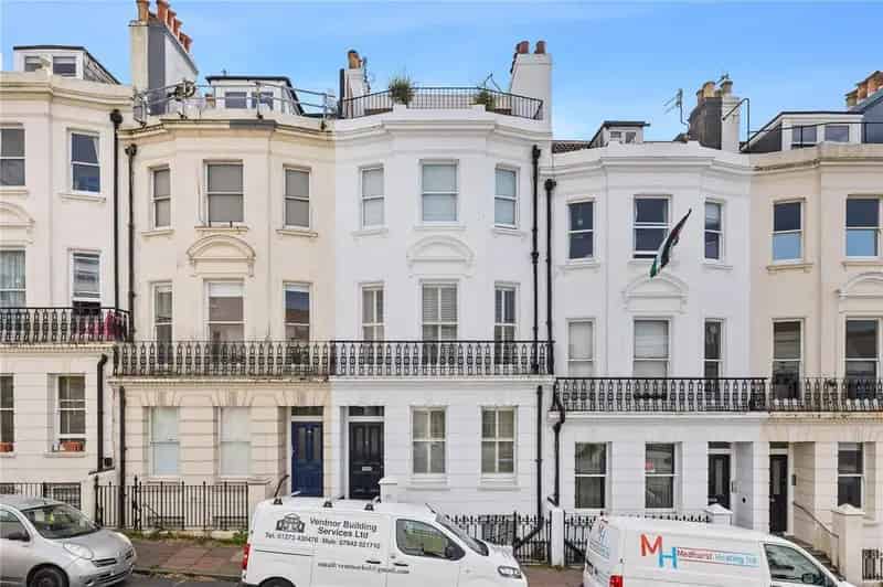 1 Bedroom Apartment for Sale