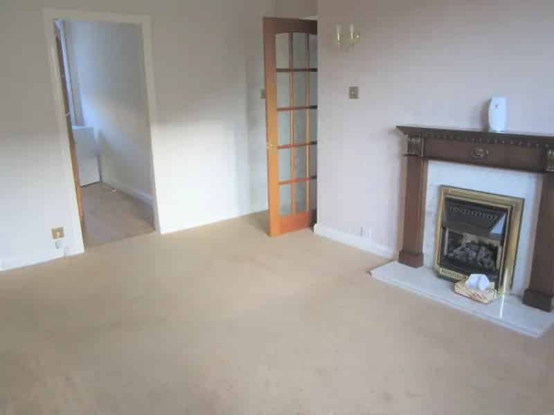 2 Bedroom Flat House to Rent in Kirkliston