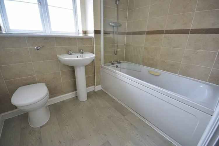 2 Bedroom Flat For Sale Gated Development Allocated Parking