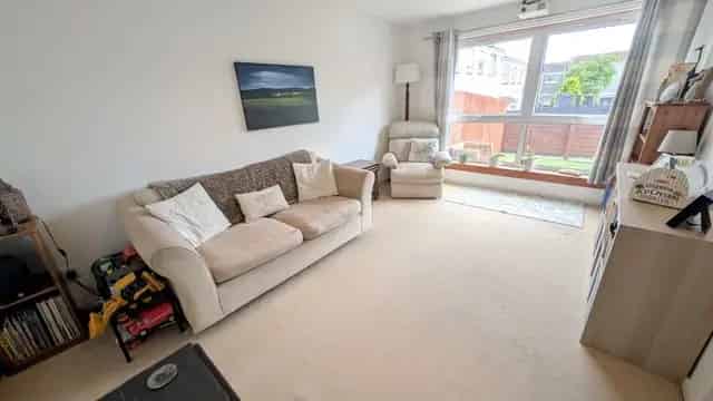 3 Bedroom Terraced House for Sale in Greenfaulds Cumbernauld