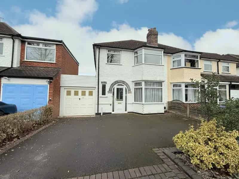 3 Bedroom Semi Detached House For Sale