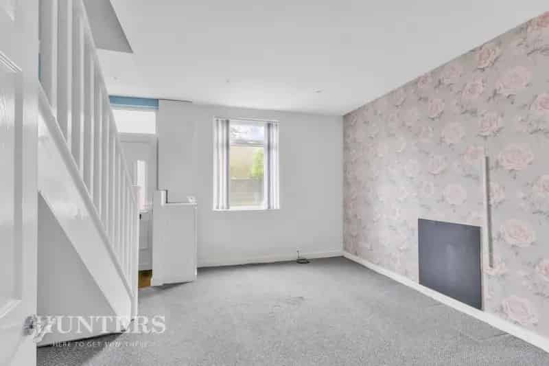 2 Bedroom House To Let Royton