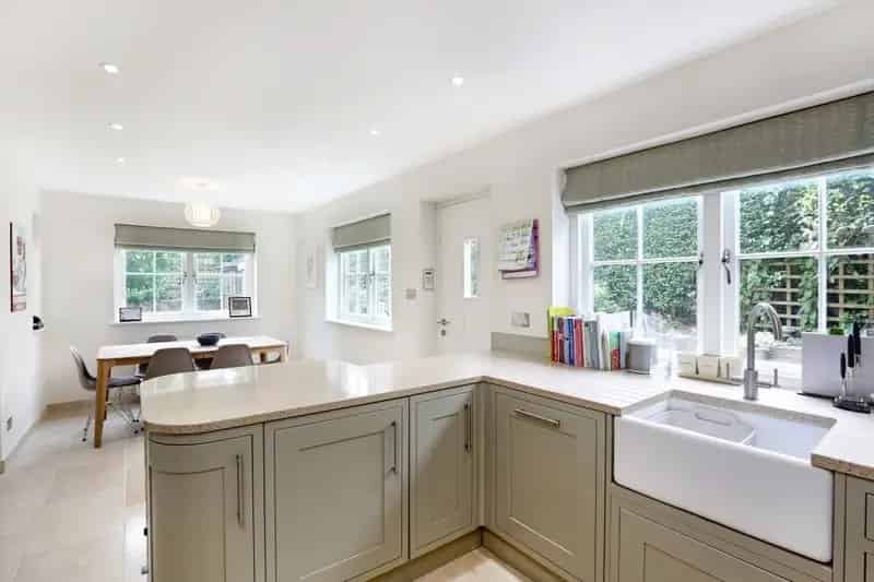 4 Bedroom Detached House to Rent Henley-on-Thames