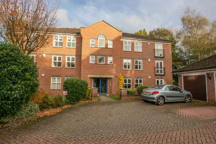 Apartment For Sale in Leeds, England