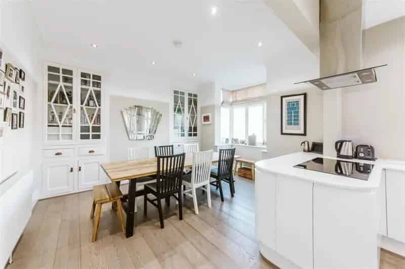 5 Bedroom Semi-Detached House for Sale Westbury Park