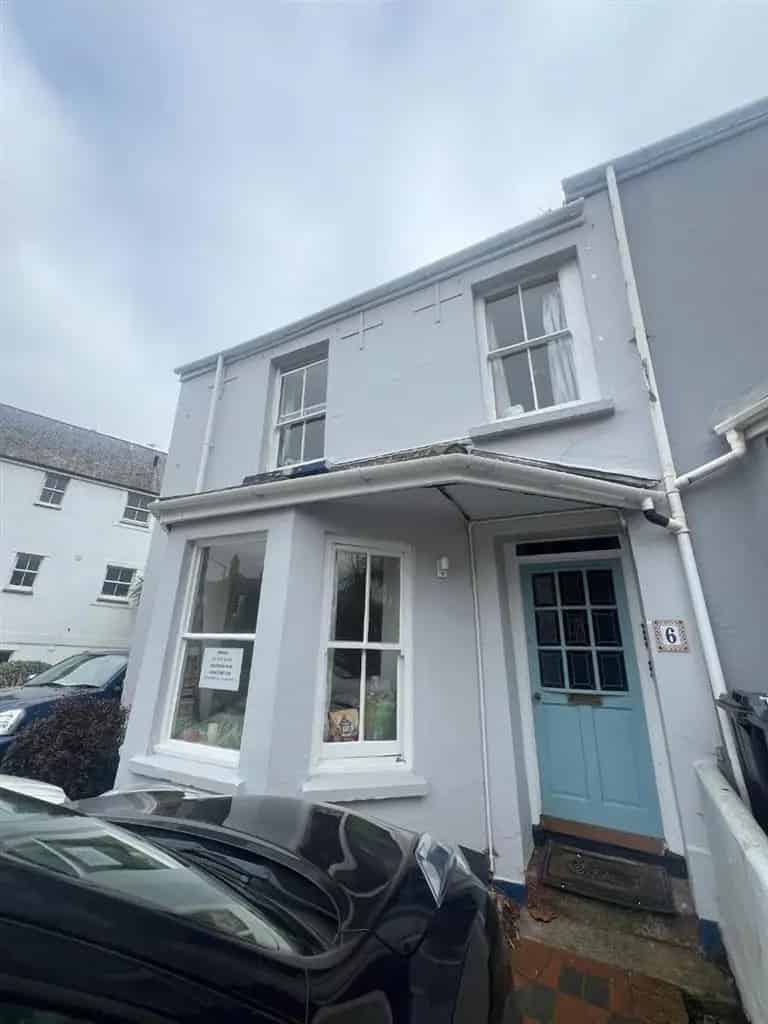 2 Bedroom House Share to Rent