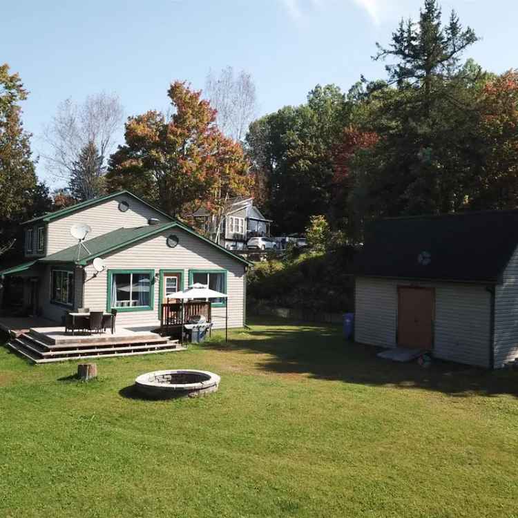 Lake McColgan 4 Season Cottage - Turnkey Fishing Paradise