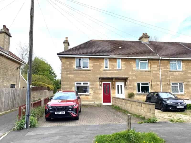 2 Bedroom End Terrace House to Rent