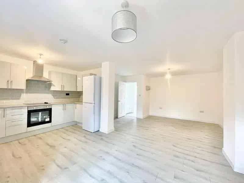 3 Bedroom Ground Floor Apartment Walthamstow E17