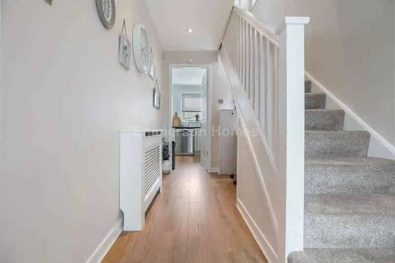 3 Bed Semi-Detached House For Sale