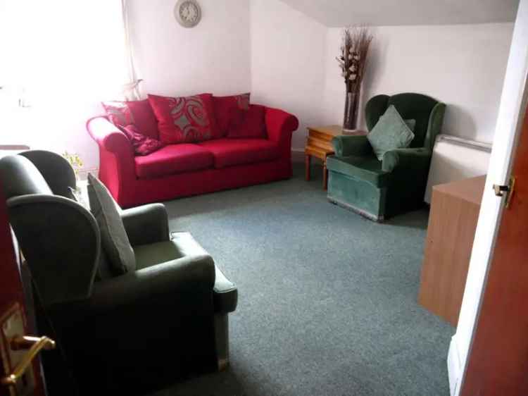 1 Bedroom Flat House to Rent