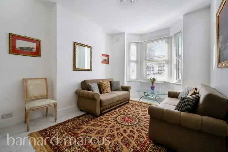 2 Bedroom Garden Flat Near Clapham Junction Station