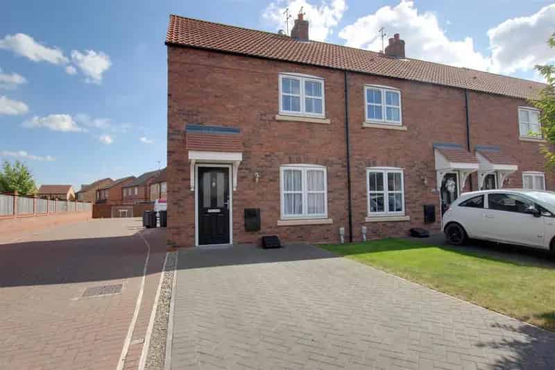 2 Bedroom House to Rent Kingswood