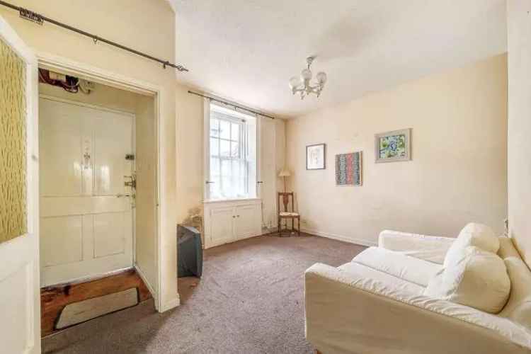 1 Bed Flat for Sale in Crickhowell