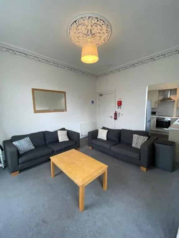 5 Bedroom Flat to Rent