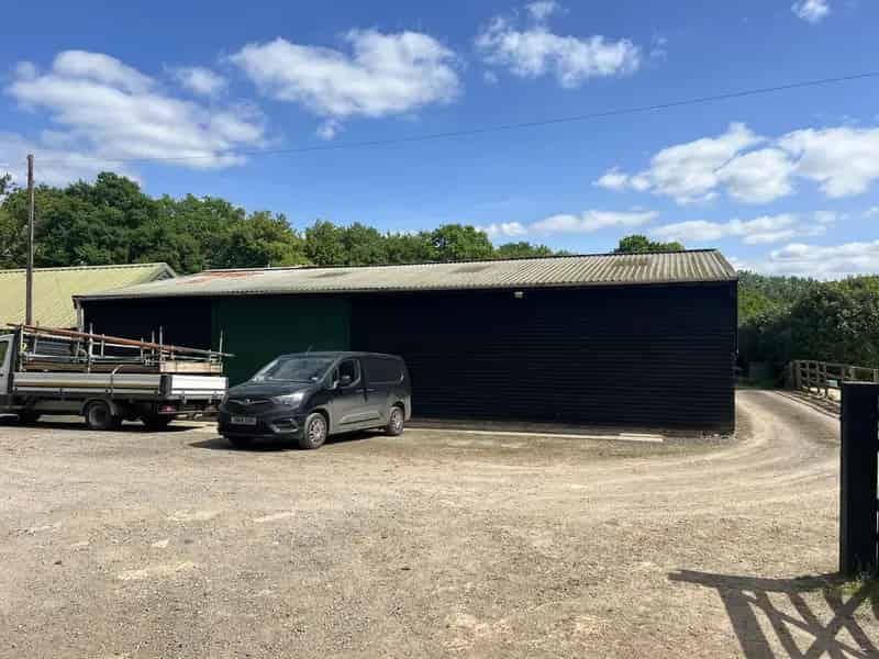 Storage Unit and Yard To Let A24 Access