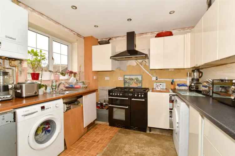 3 bedroom link detached house for sale