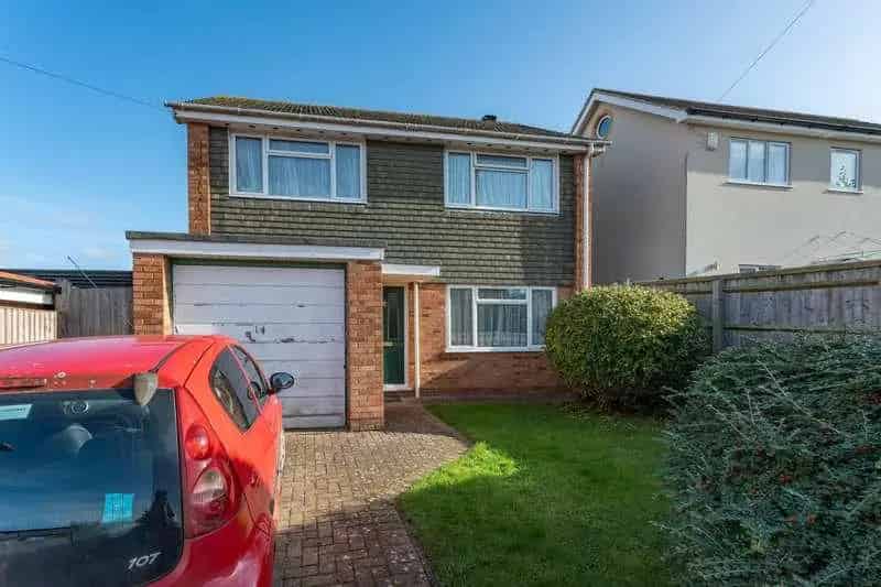3 Bed Detached House for Sale in Headington Oxford