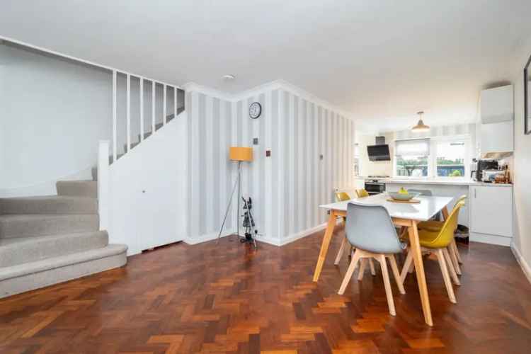 House for sale with 4 bedrooms, London Road, Ewell