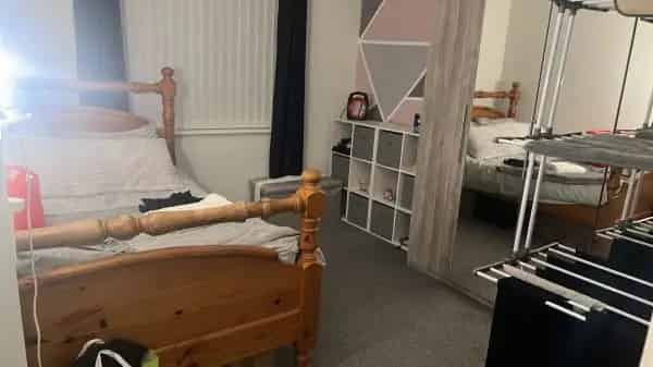 2 Bedroom New Build Flat Waverley Estate