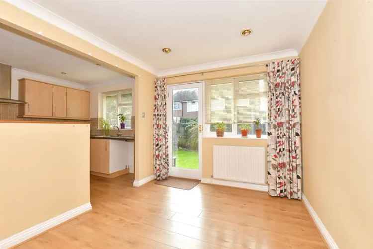 4 bedroom detached bungalow for sale